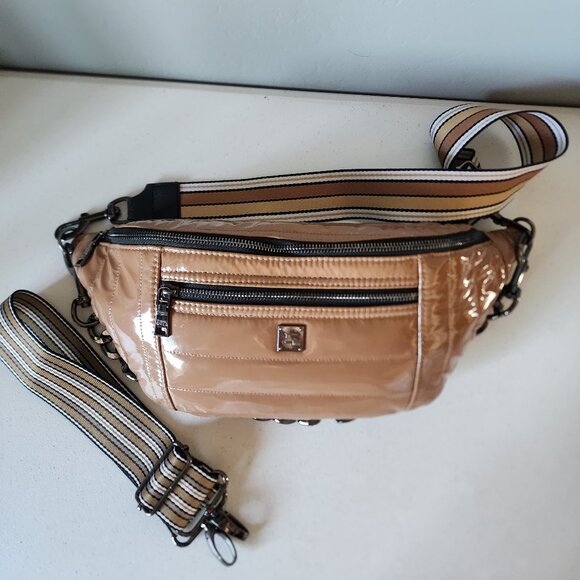 Think Royln Sling Bag "LIKE NEW" - Picture 12 of 16